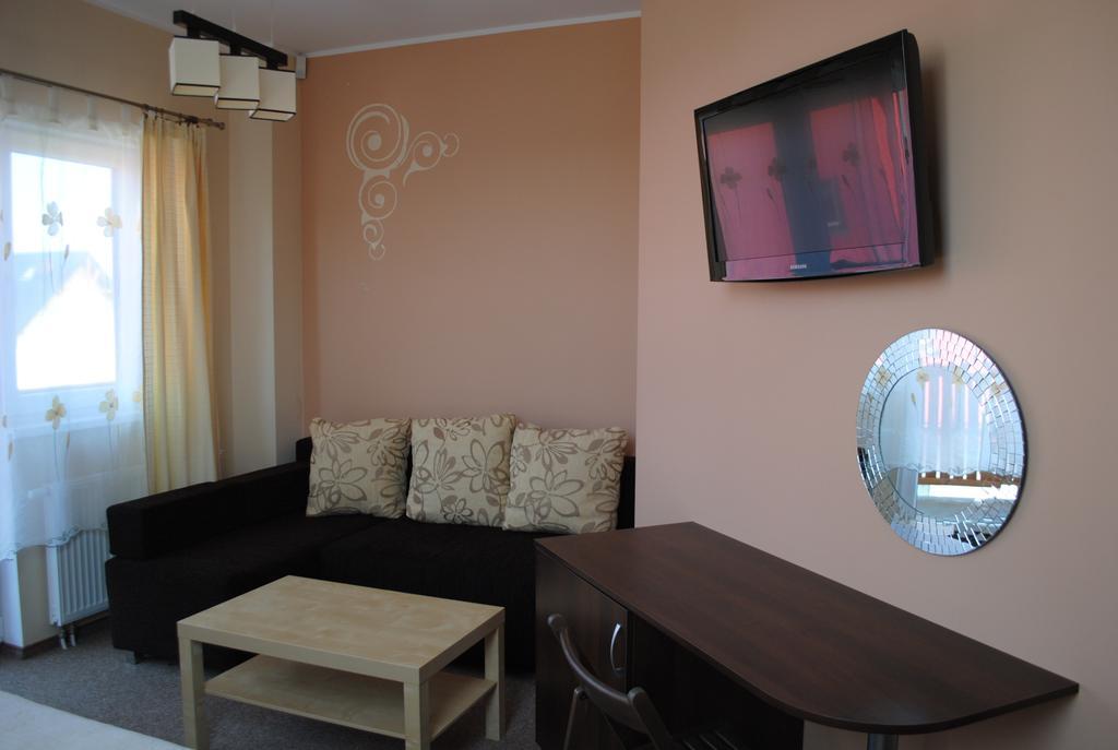 Krzywy Domek W Ostrowie Morza Brzeg Ostrowo  Room photo