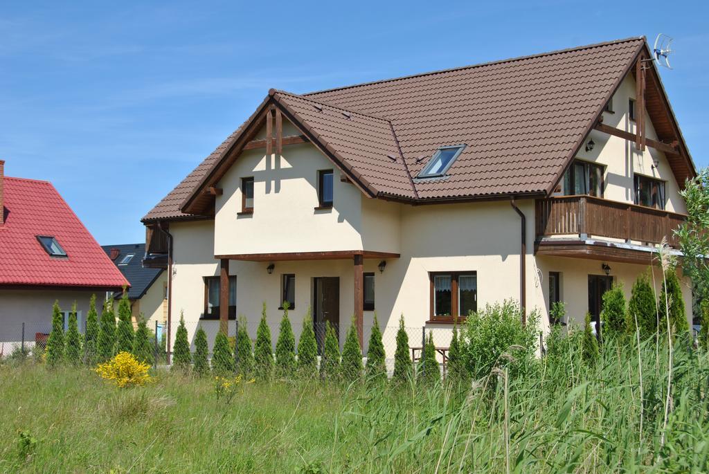 Krzywy Domek W Ostrowie Morza Brzeg Ostrowo  Exterior photo
